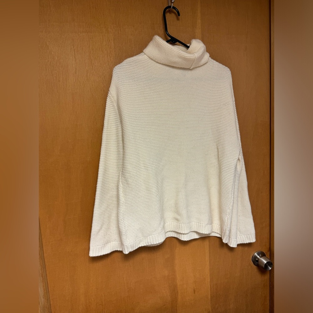 H & M DIVIDED white cowl neck sweater​ size S